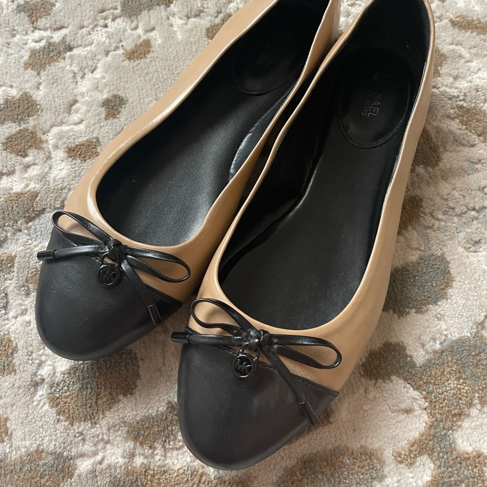 - Michael Kors Flats